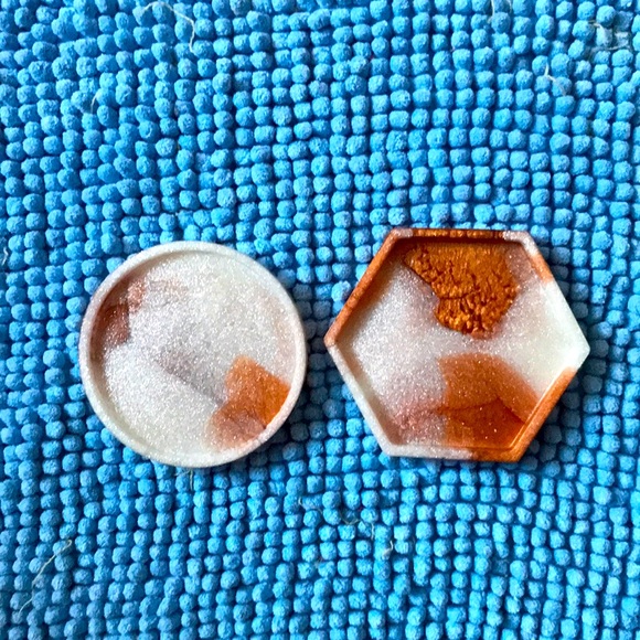 🎉 HOST PICK 🎉 Handcrafted coaster set - Picture 1 of 3